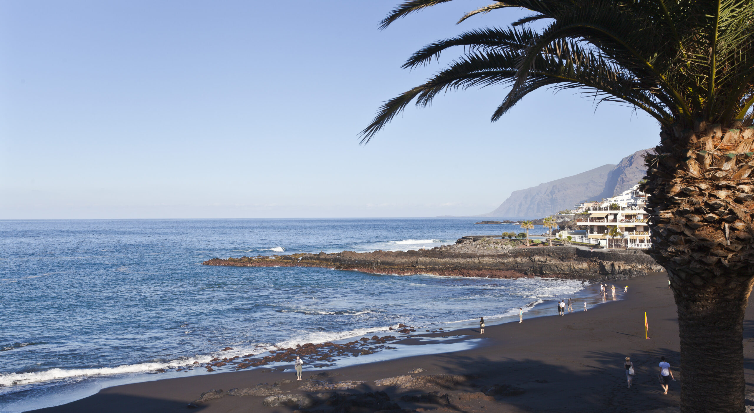 Wintering in Los Gigantes: the long-stay guide